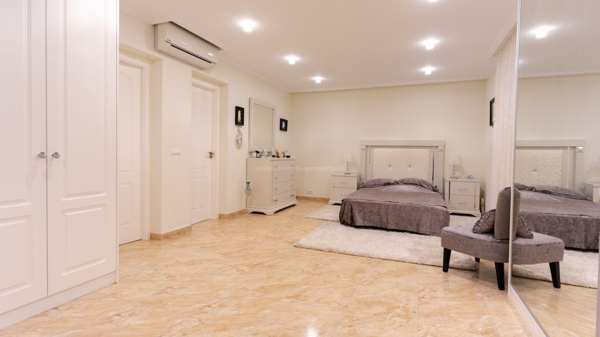 Villa in Los Balcones