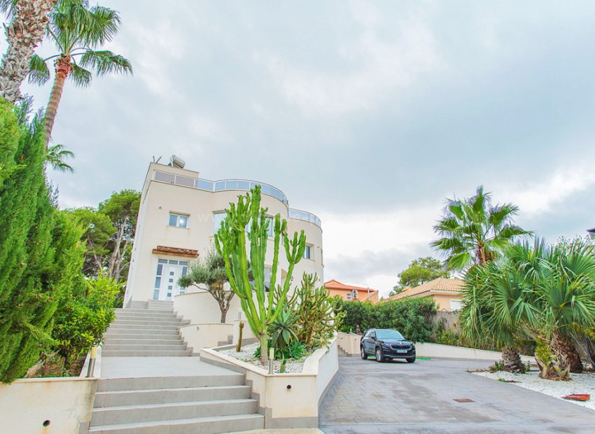 Villa in Los Balcones