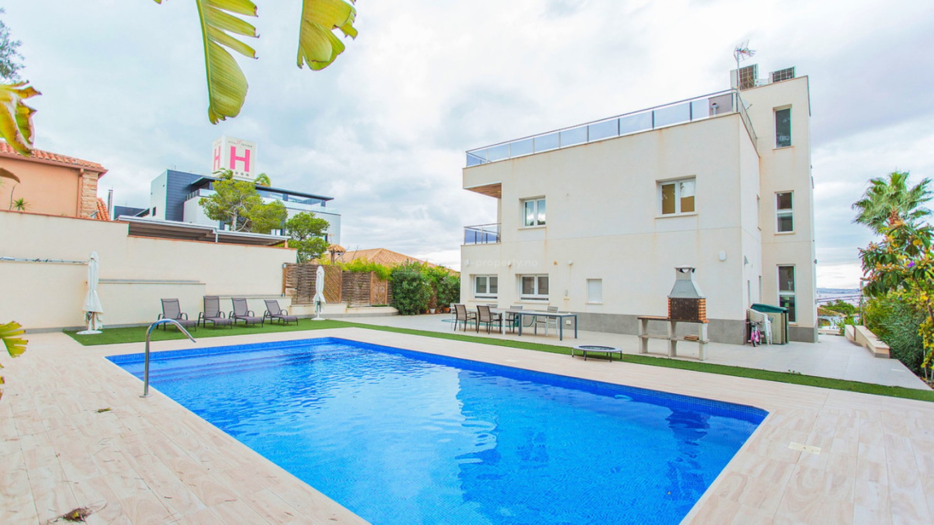 Villa in Los Balcones