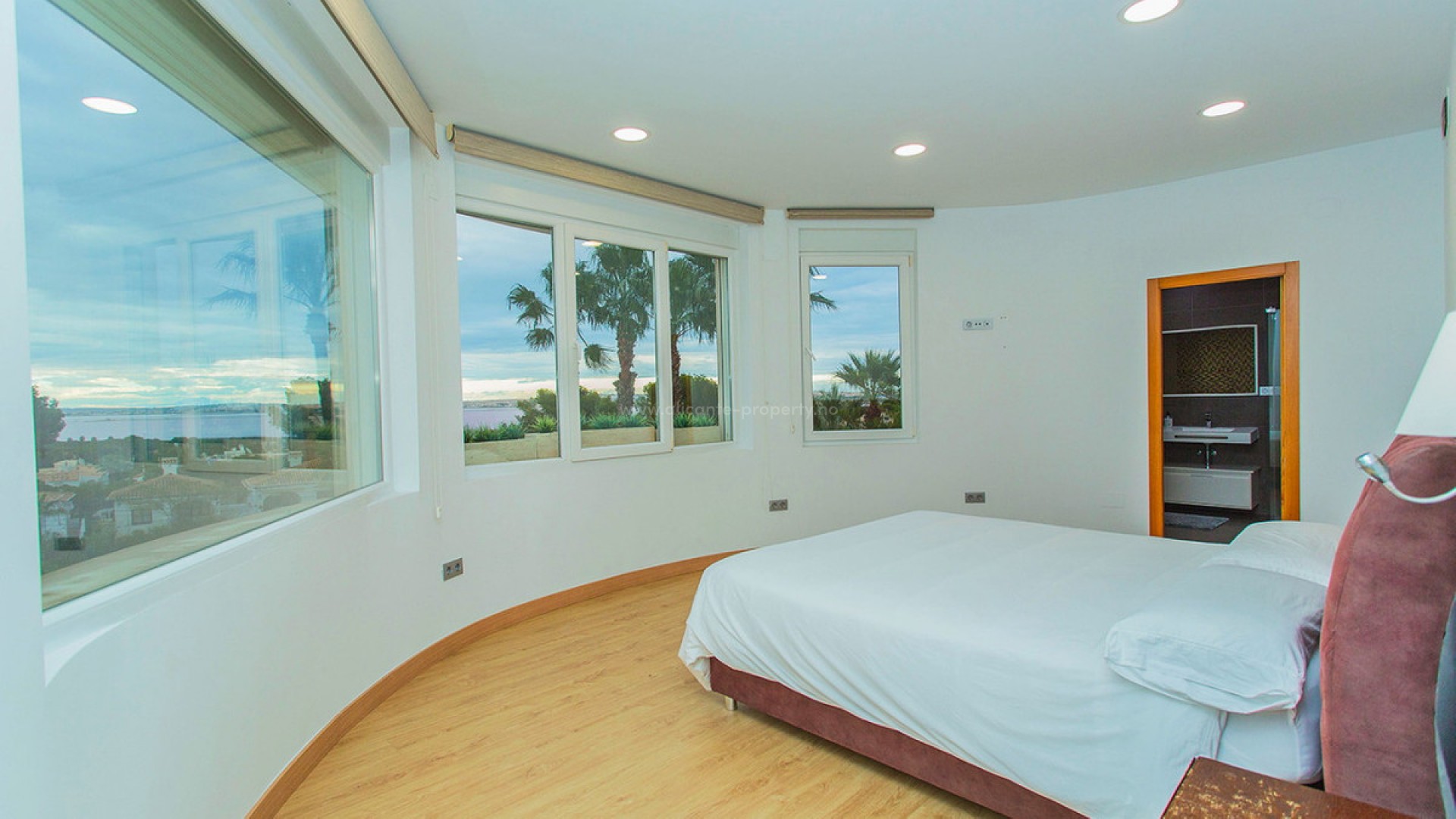 Villa in Los Balcones