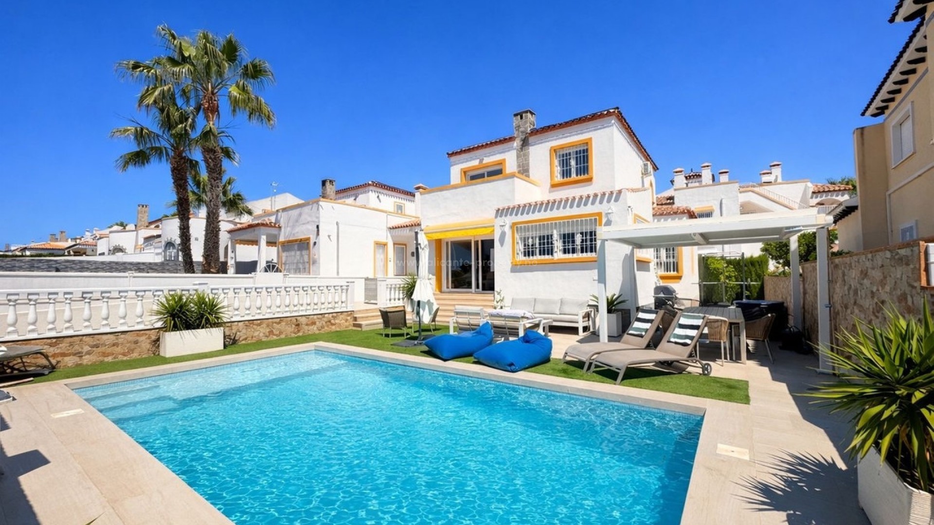Villa in Los Dolses