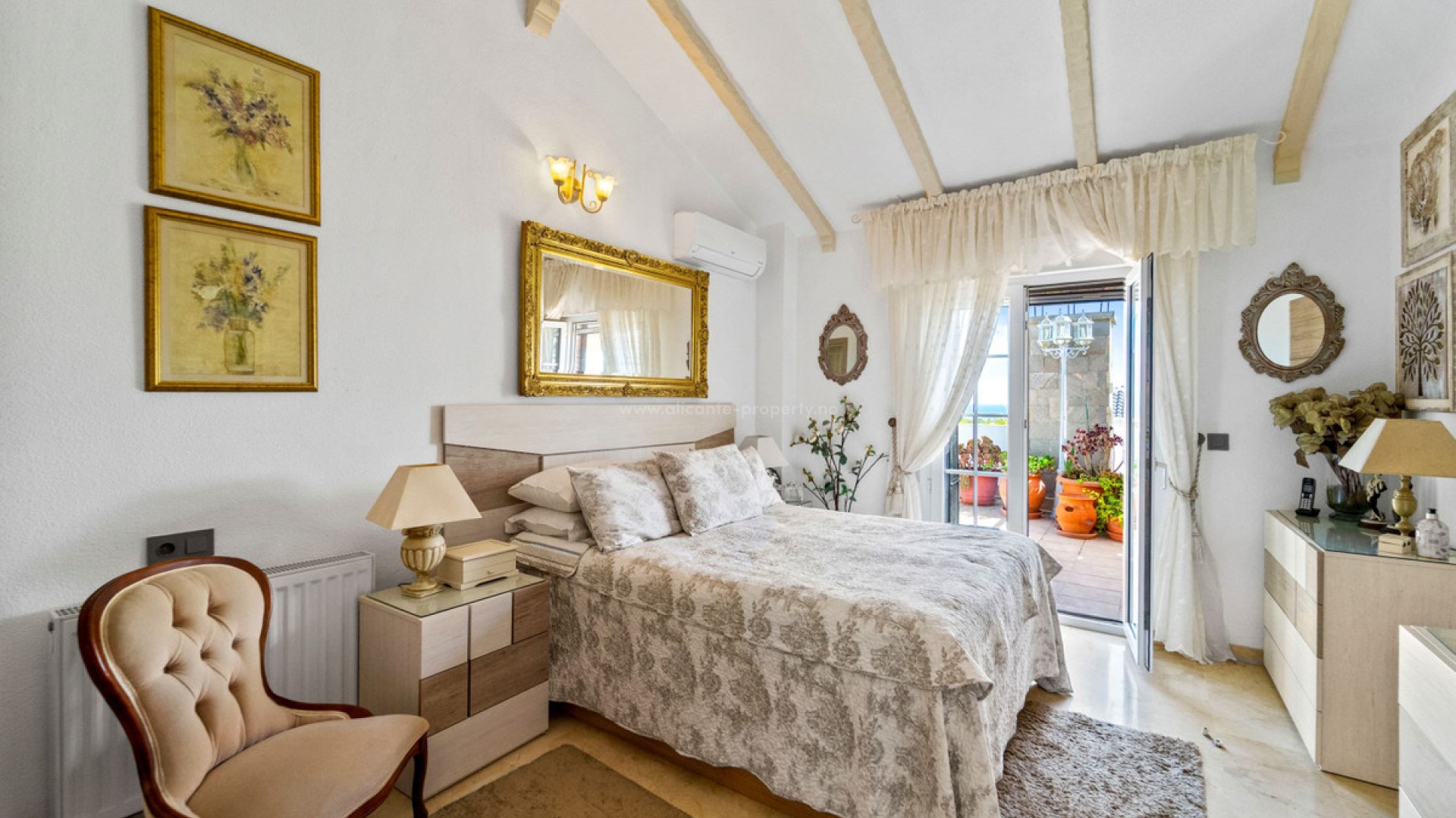 Villa in Los Dolses