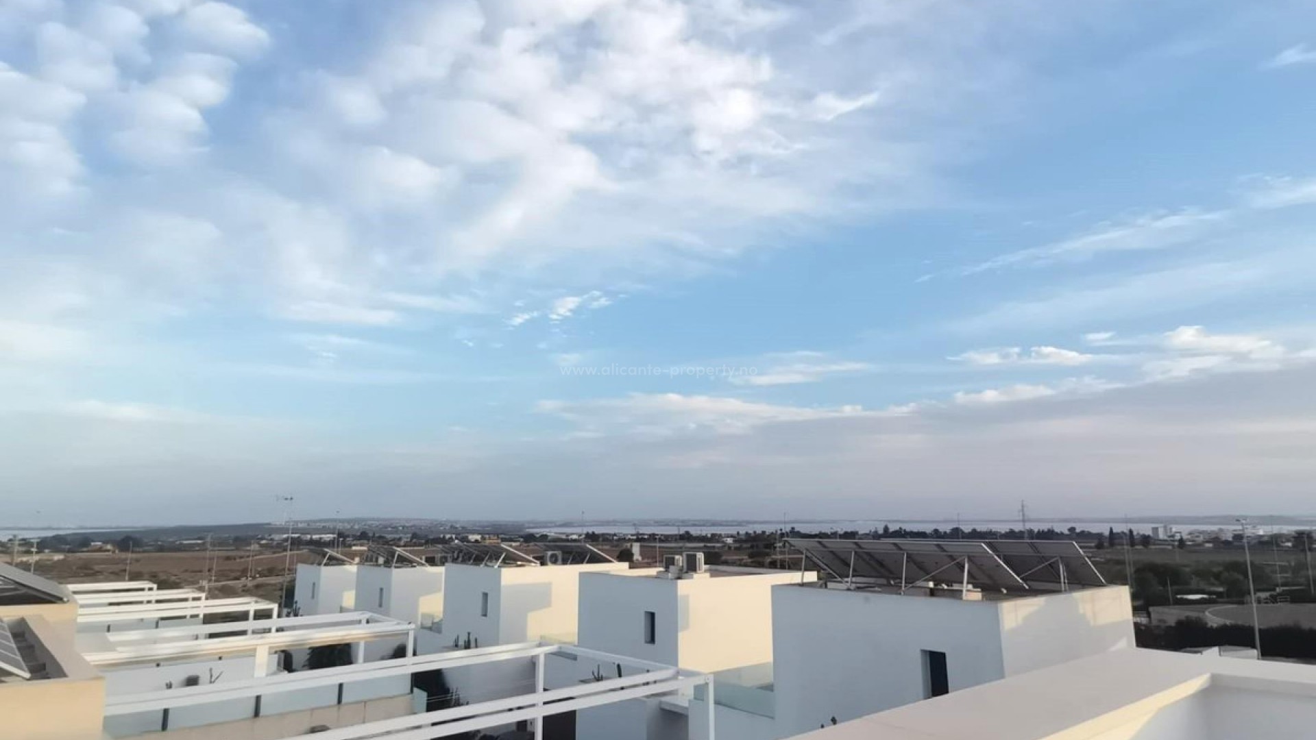 Villa in Los Montesinos Centro