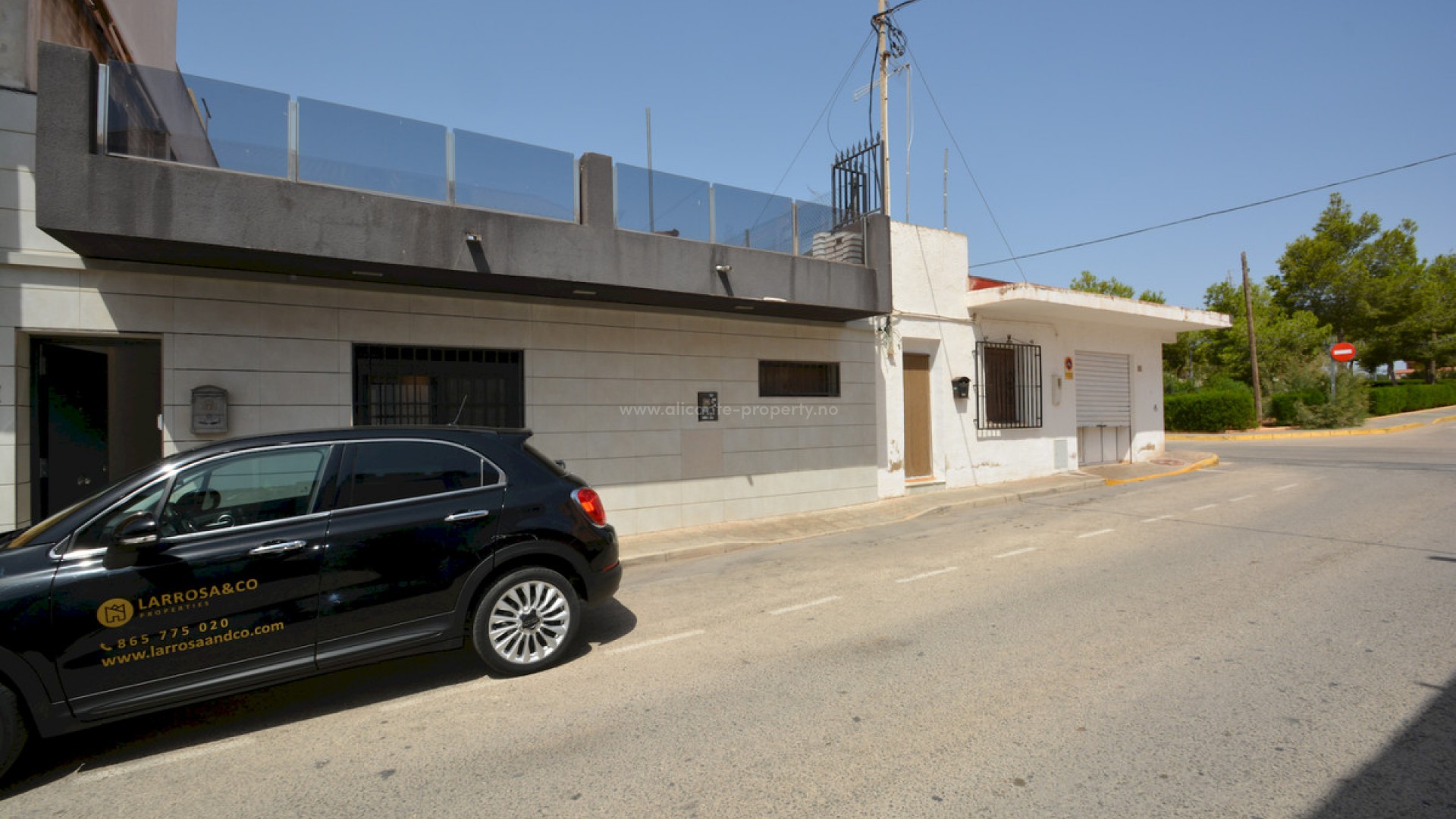 Villa in Los Montesinos Centro