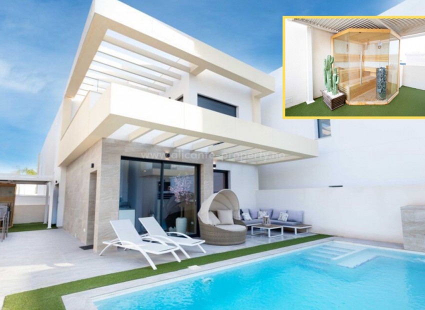 Villa in Los Montesinos Centro