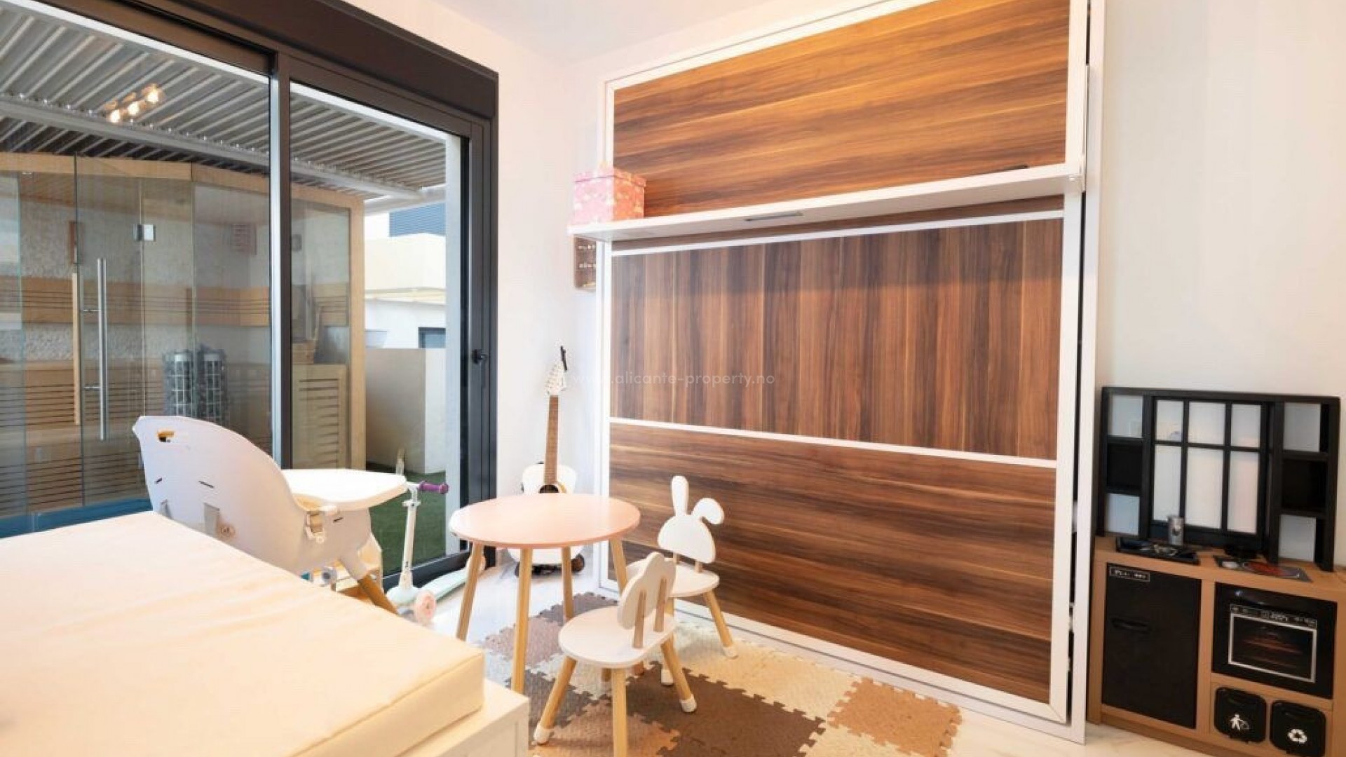 Villa in Los Montesinos Centro