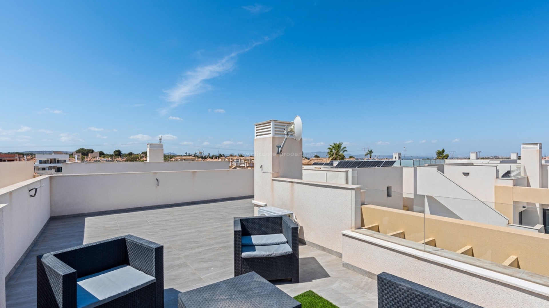 Villa in Los Montesinos Centro