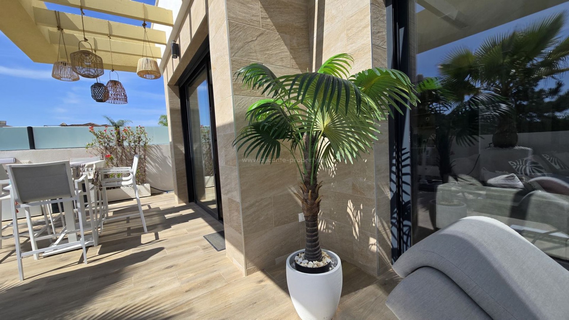 Villa in Los Montesinos Centro