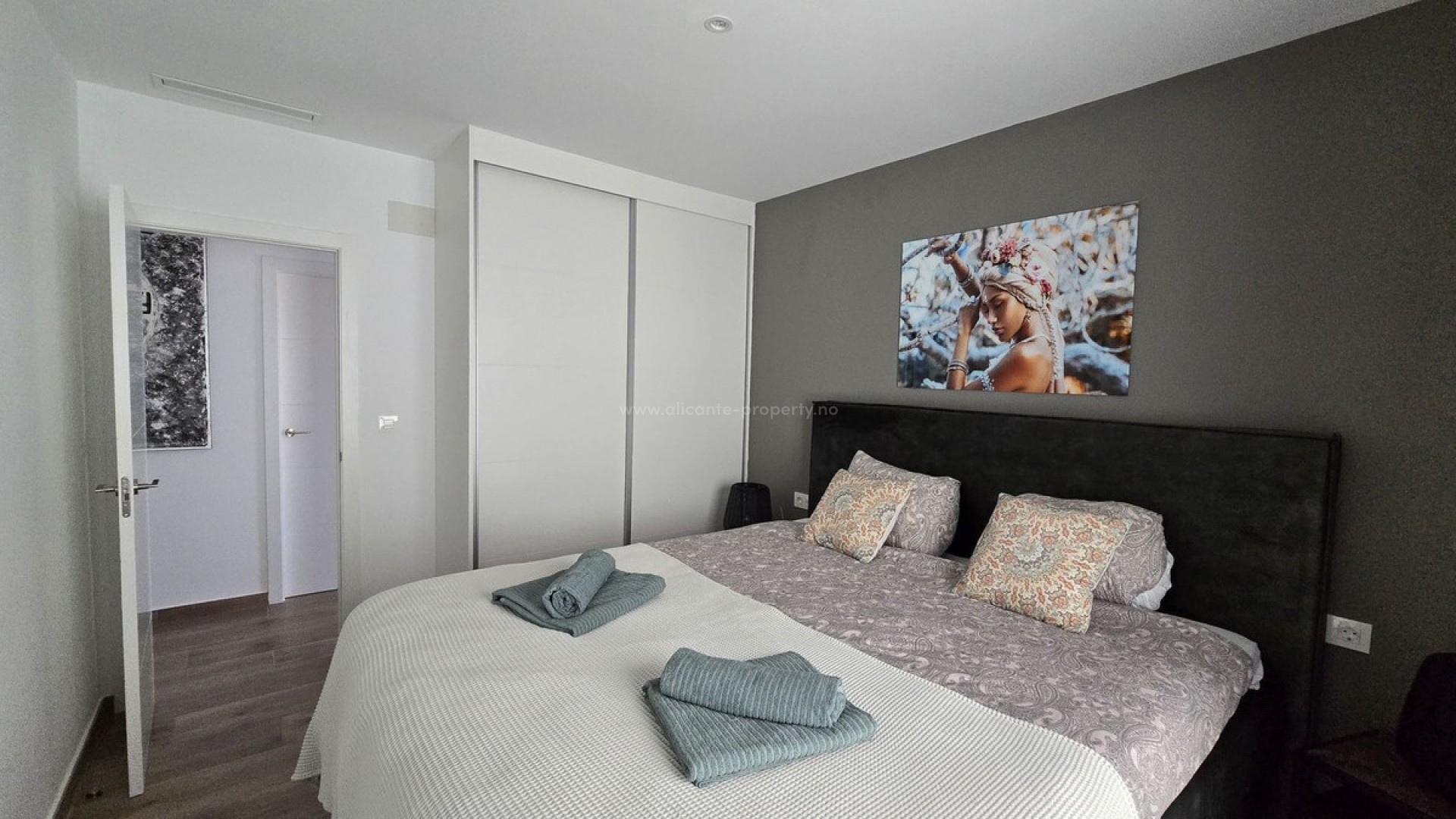 Villa in Los Montesinos Centro