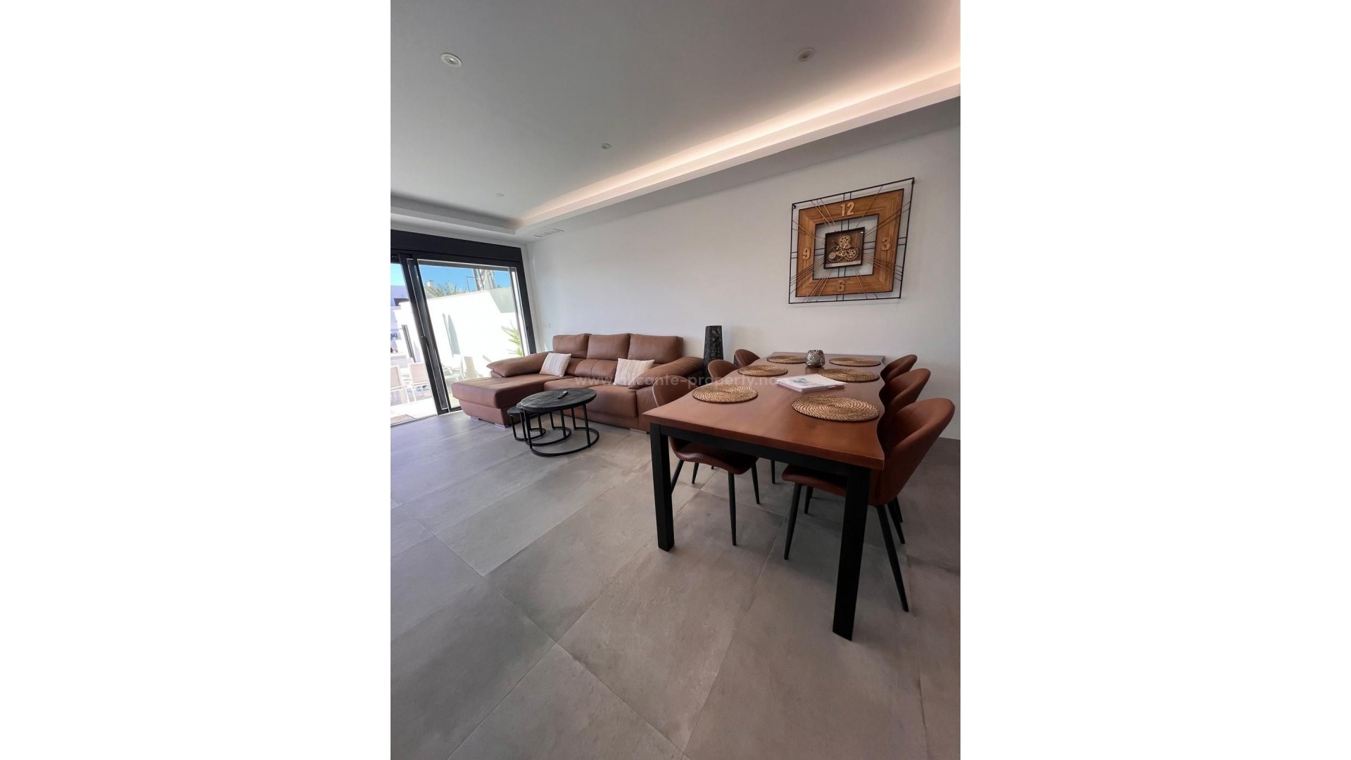 Villa in Los Montesinos Centro