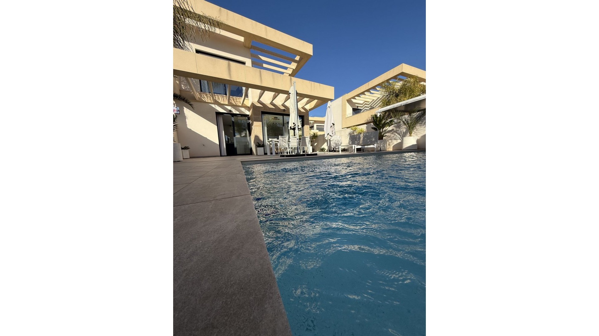 Villa in Los Montesinos Centro