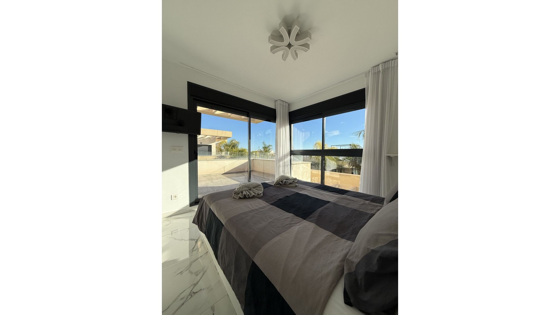 Villa in Los Montesinos Centro