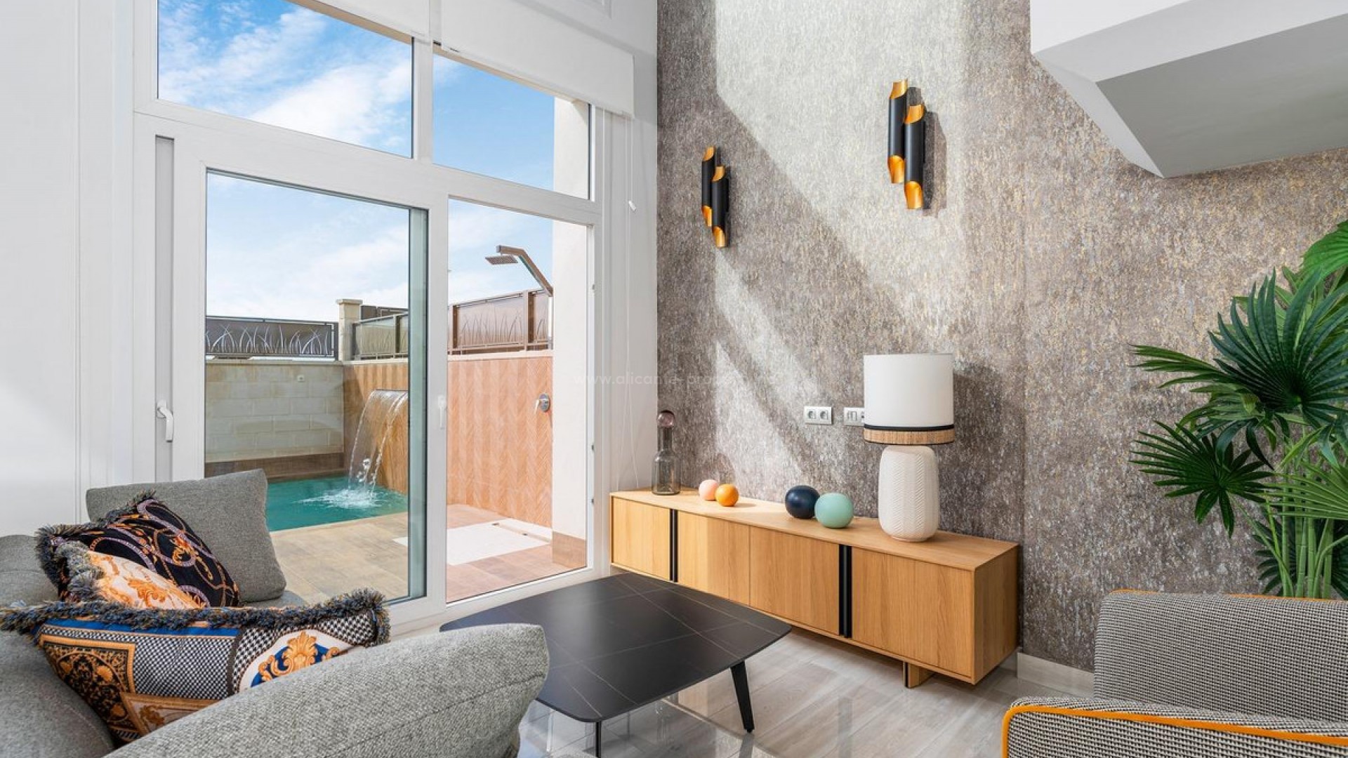 Villa in Los Montesinos Centro