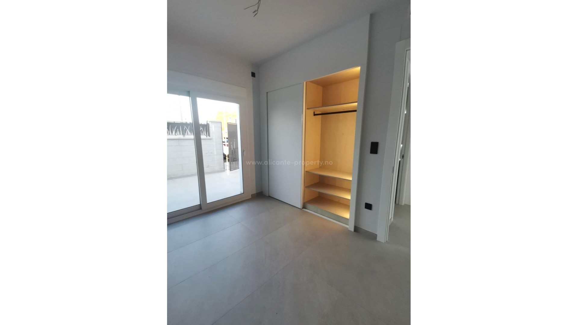 Villa in Los Montesinos Centro