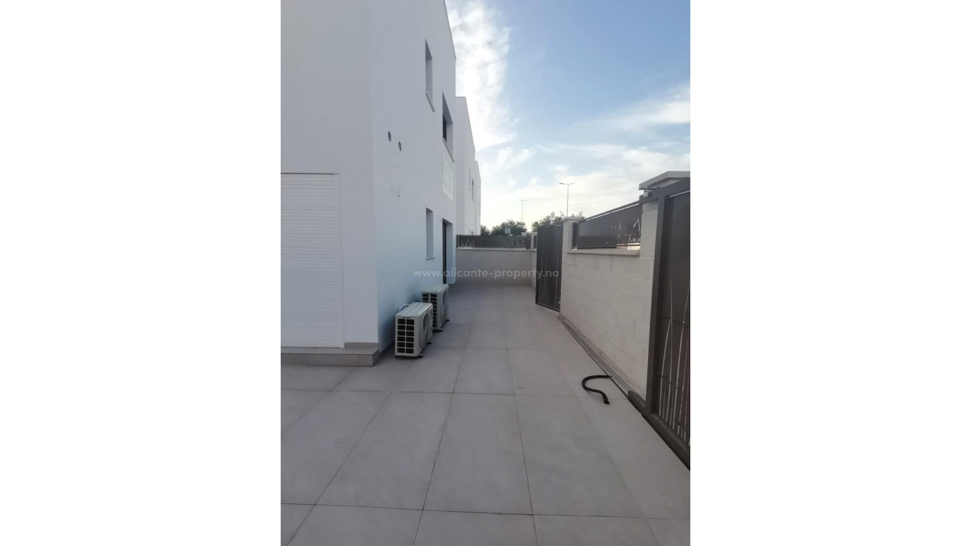 Villa in Los Montesinos Centro