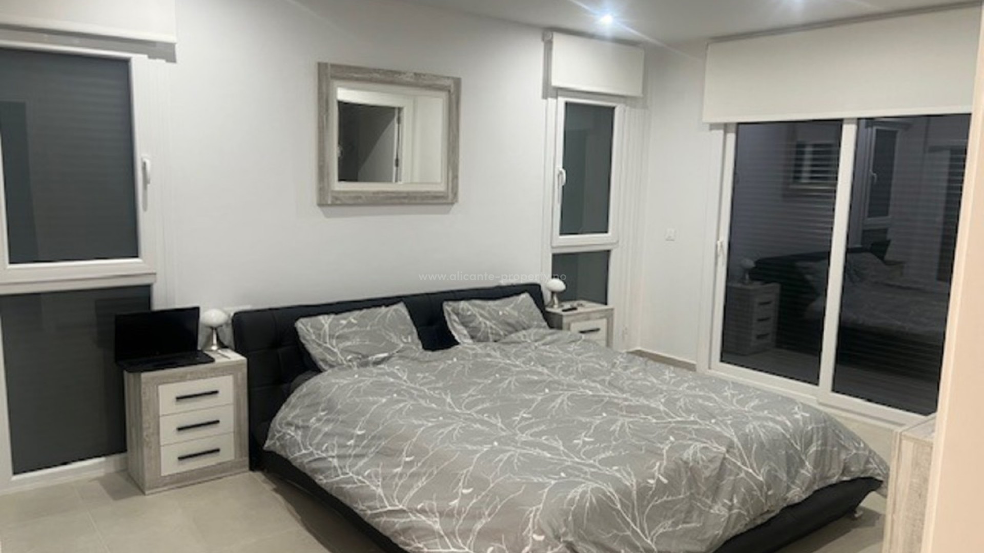 Villa in Los Montesinos Centro