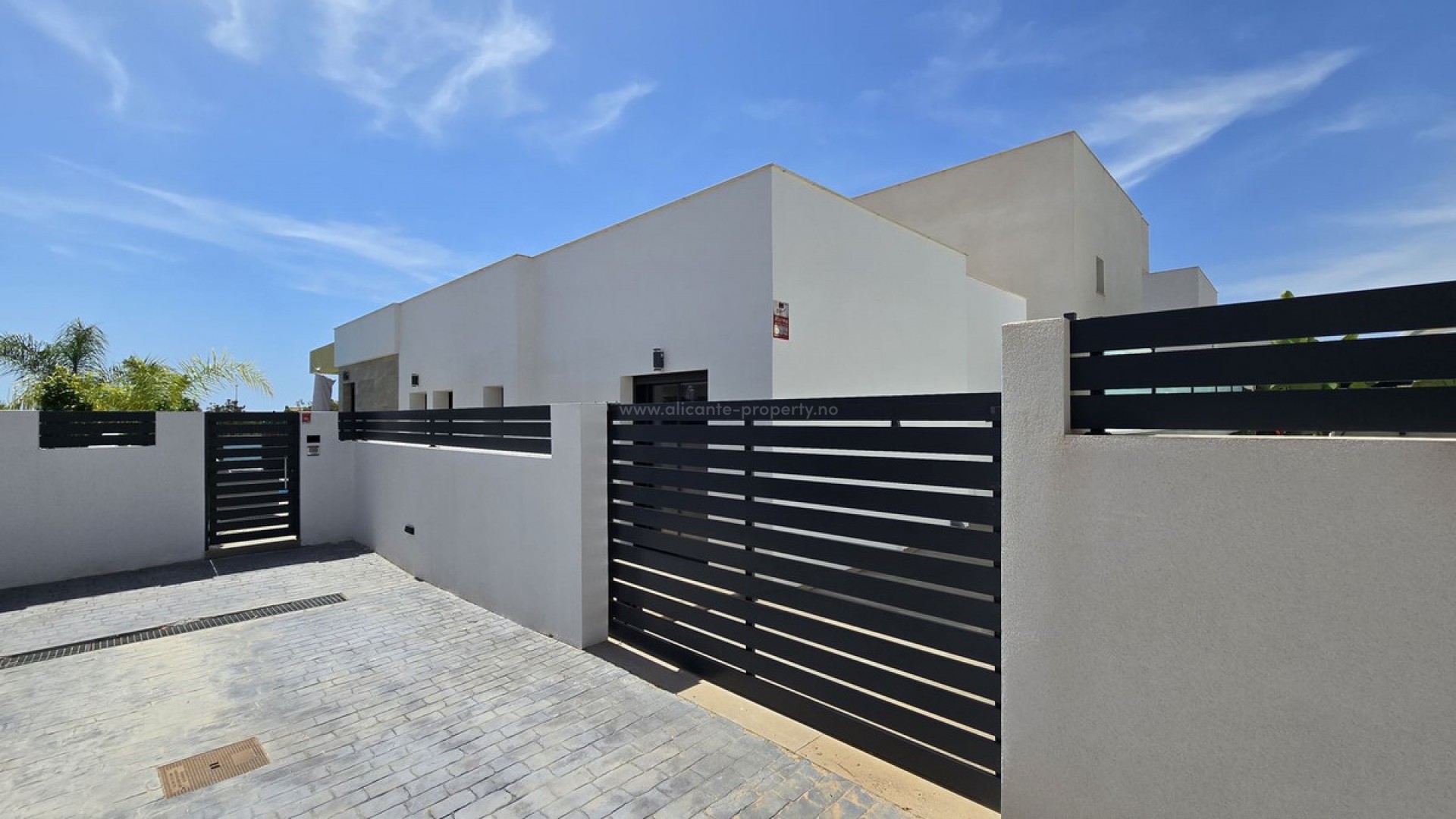 Villa in Los Montesinos Centro