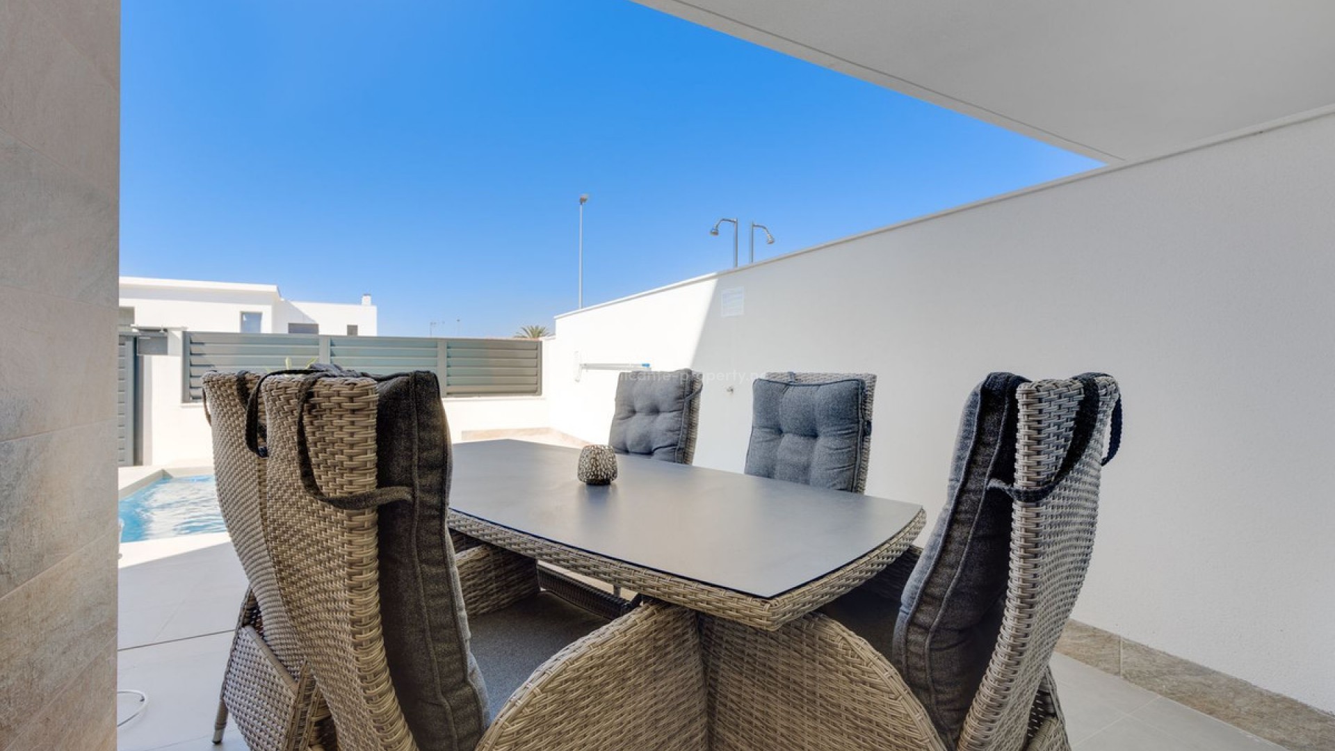 Villa in Los Montesinos Centro