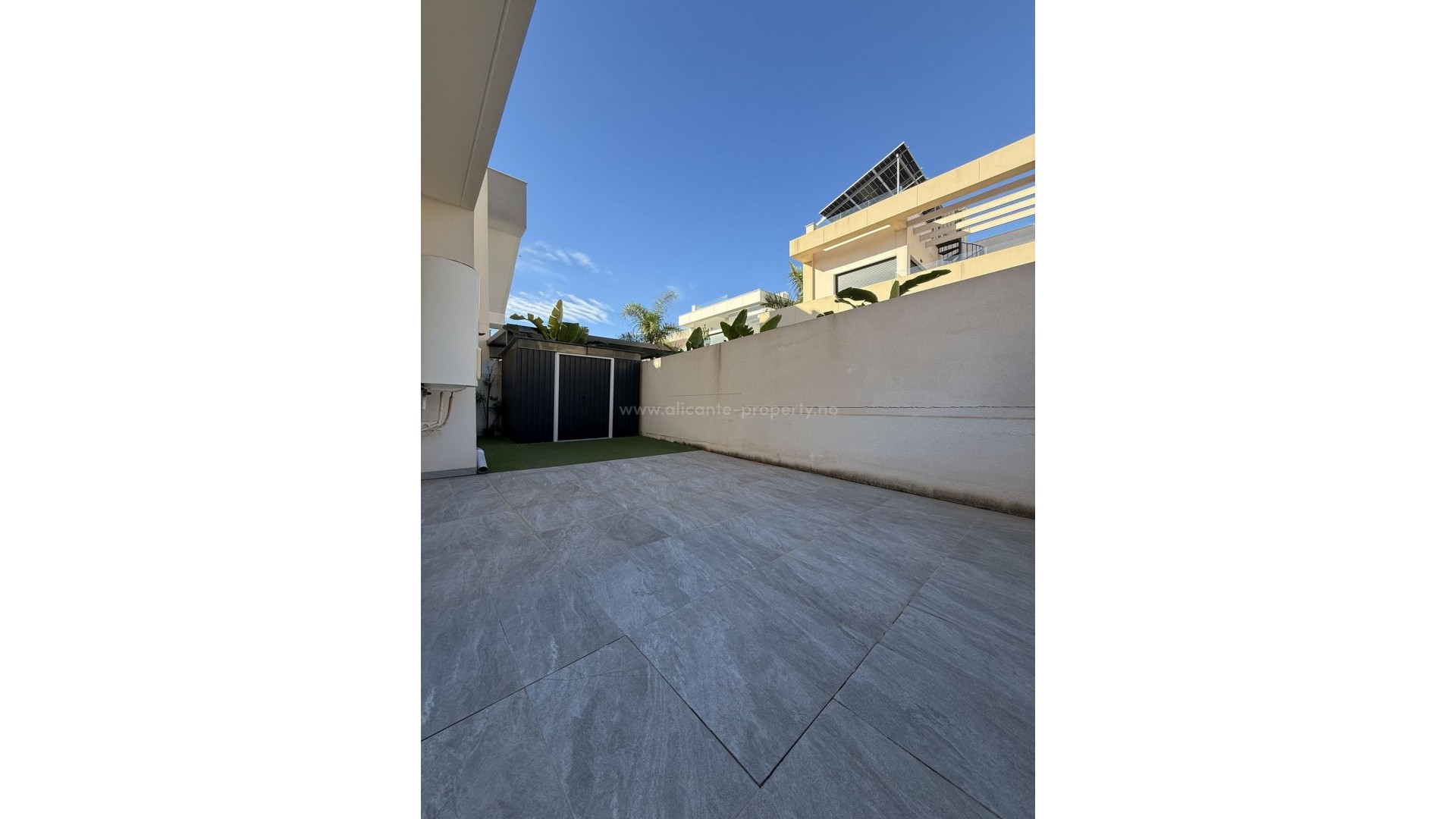 Villa in Los Montesinos Centro