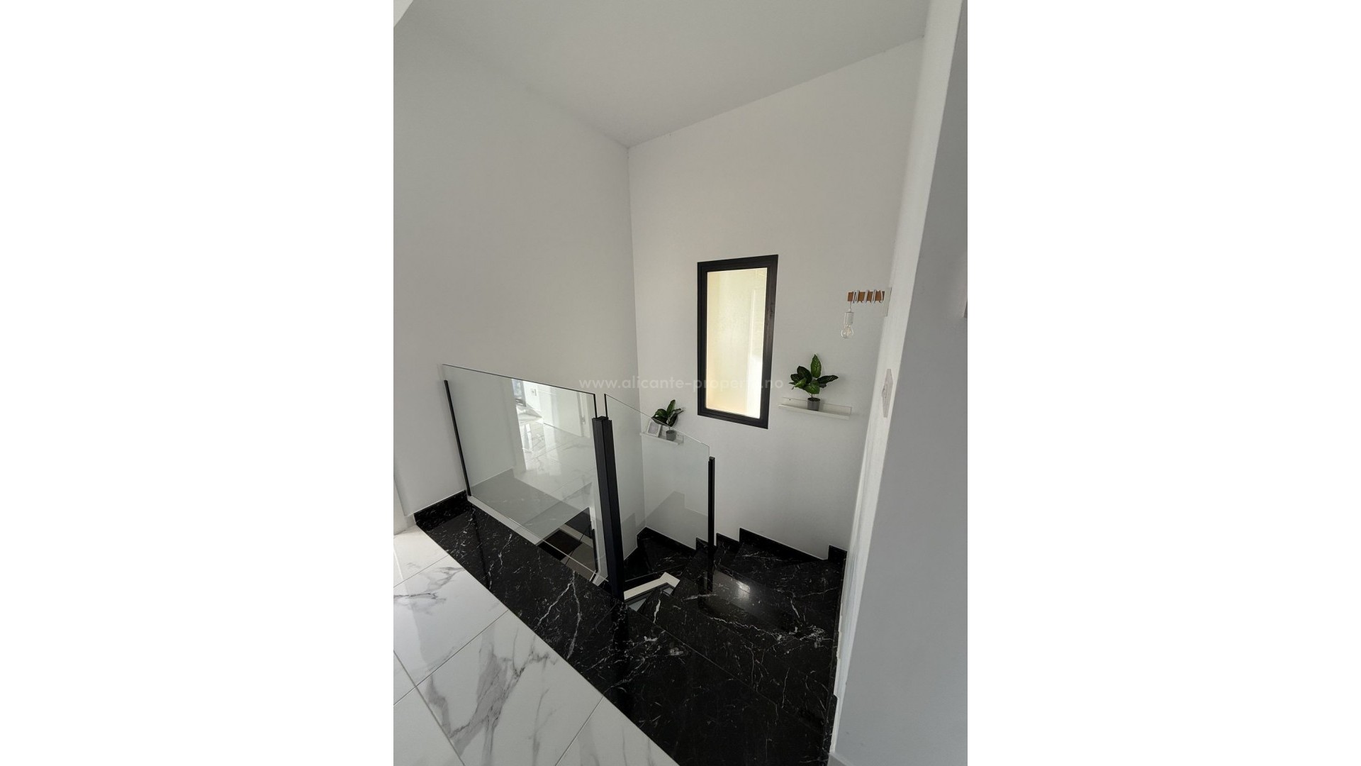 Villa in Los Montesinos Centro
