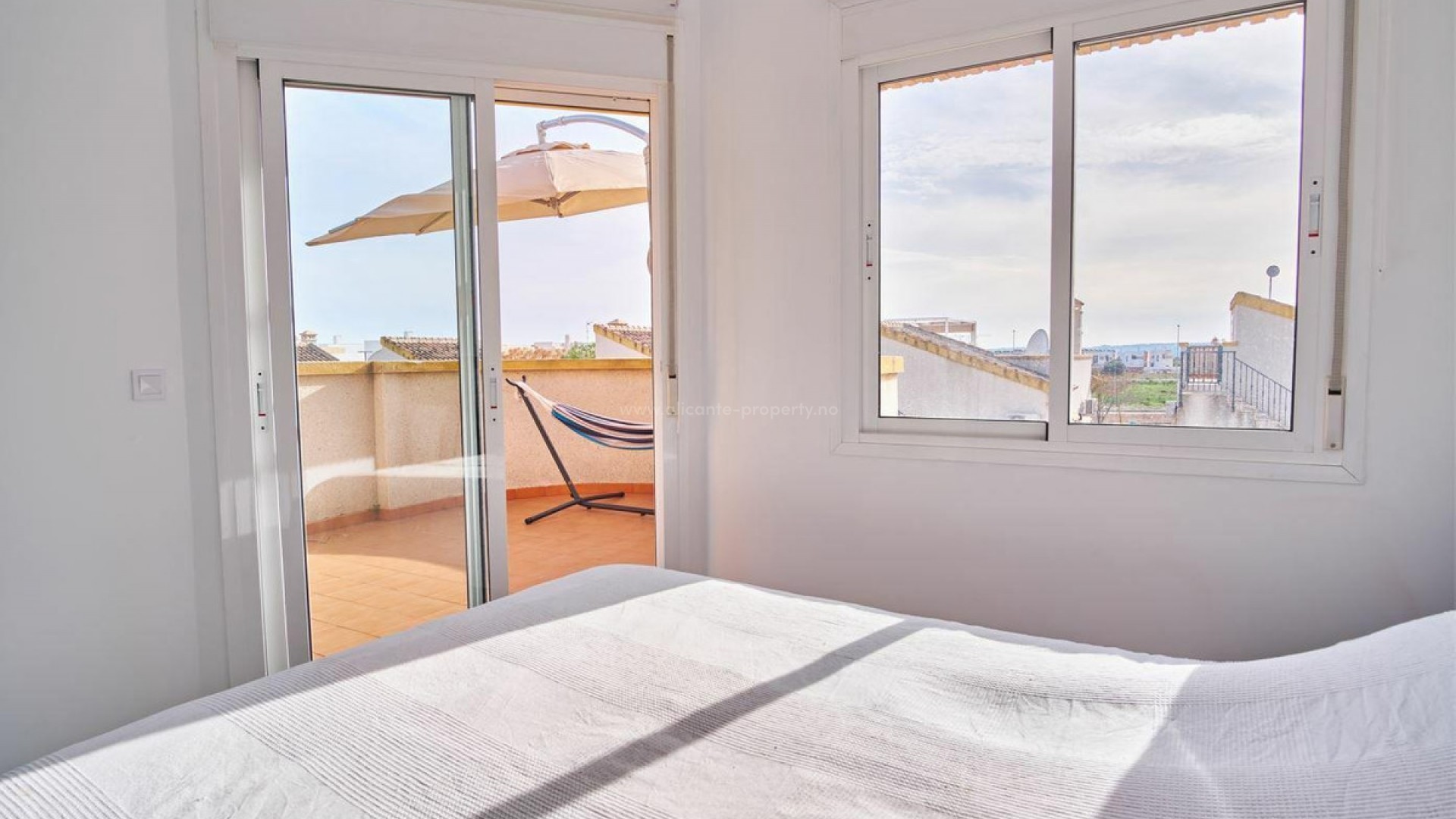 Villa in Los Montesinos Centro