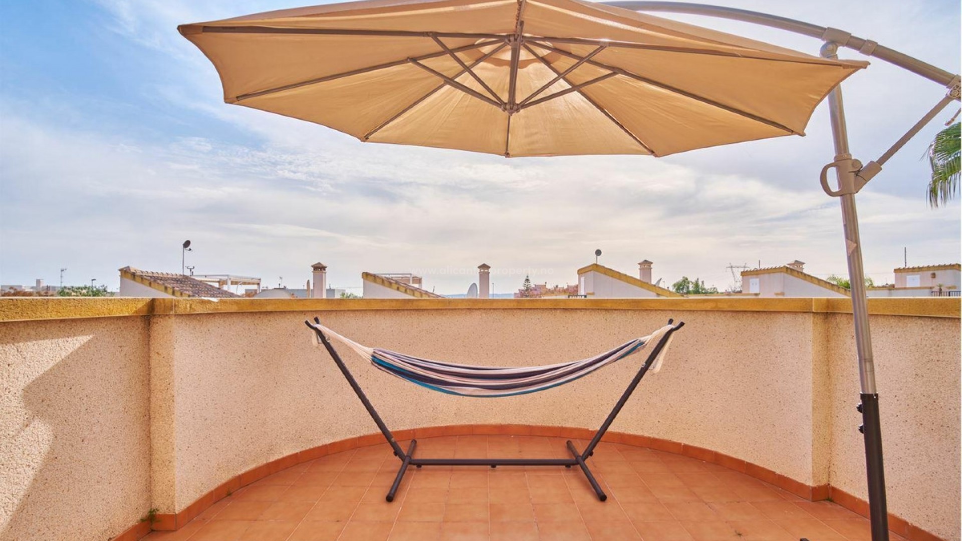 Villa in Los Montesinos Centro