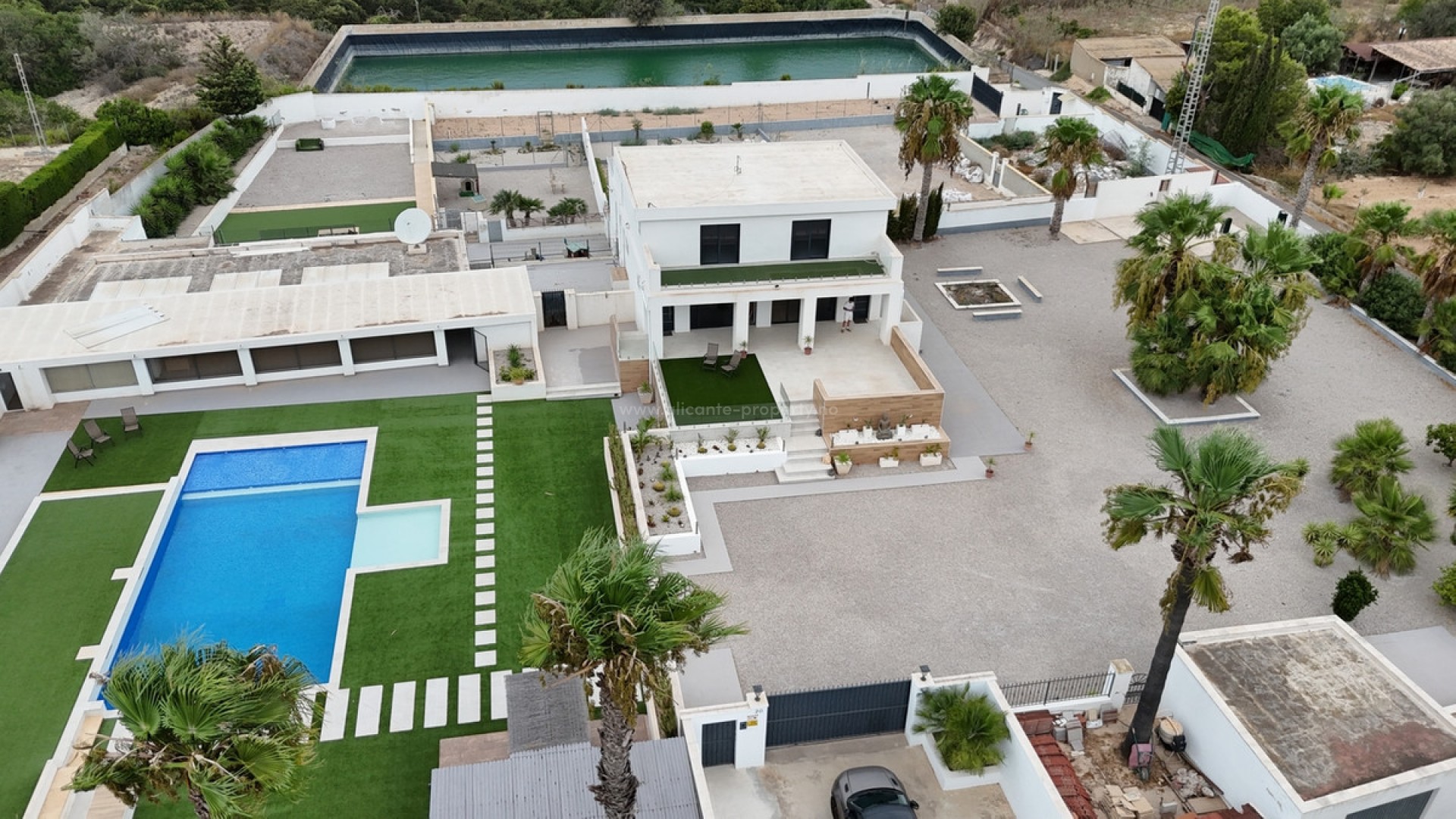 Villa in Los Montesinos Centro