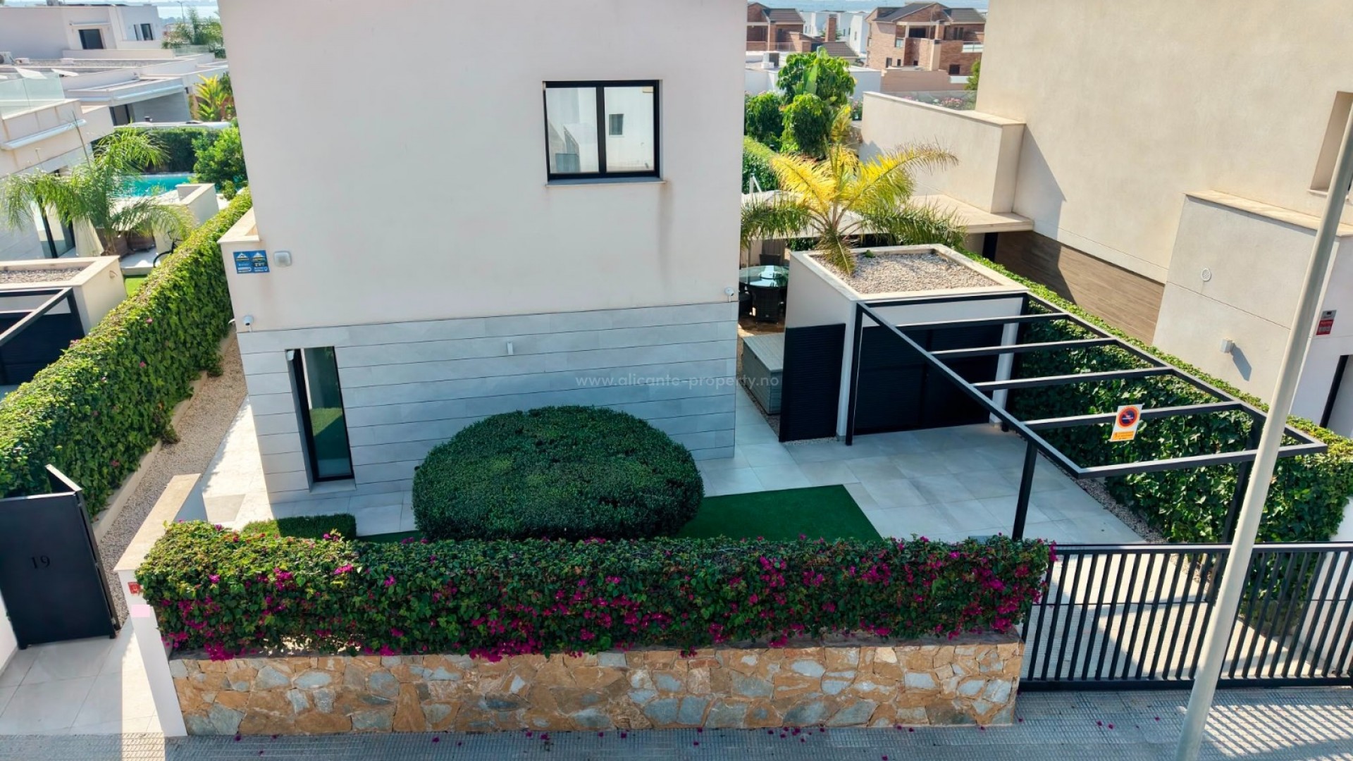 Villa in Los Montesinos - Urb. La Herrada