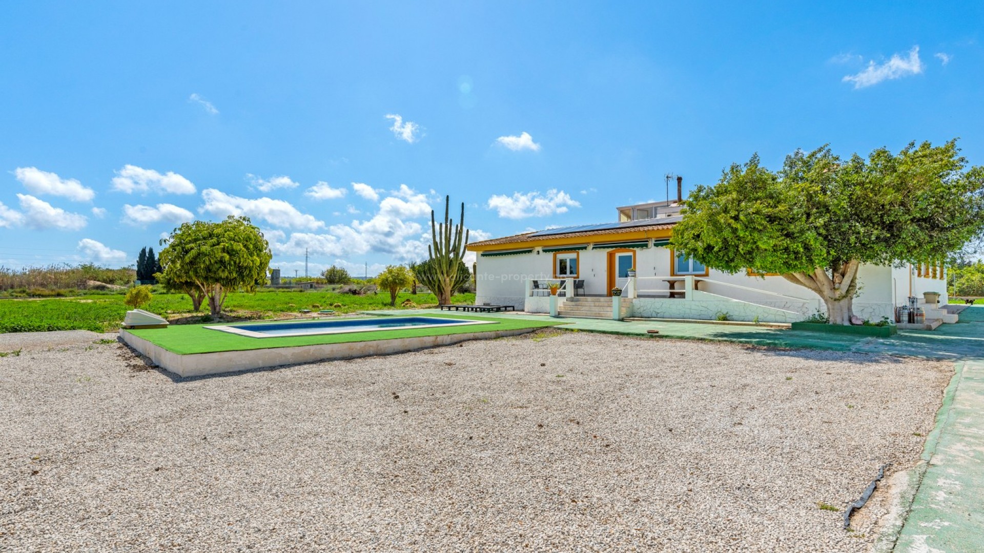 Villa in Los Montesinos