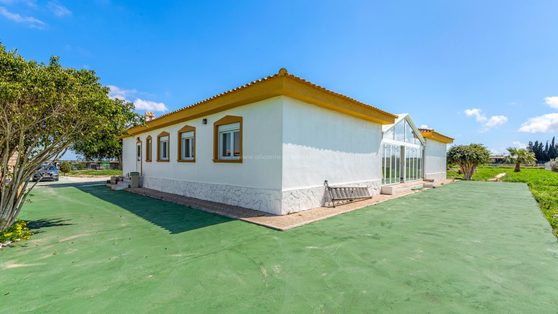 Villa in Los Montesinos