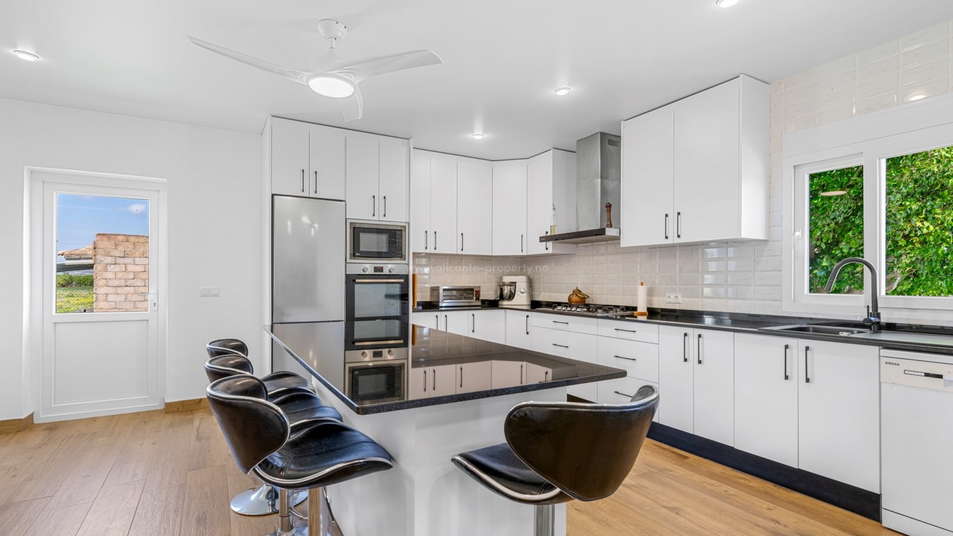 Villa in Los Montesinos