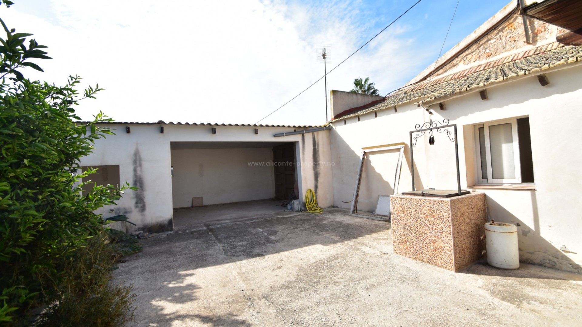 Villa in Los Palacios
