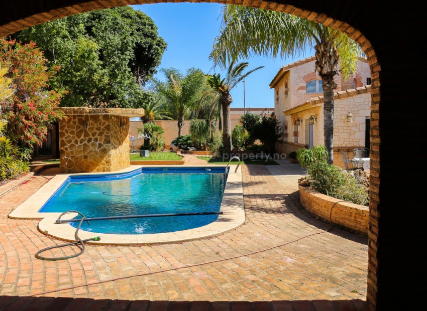 Villa in Los Urrutias