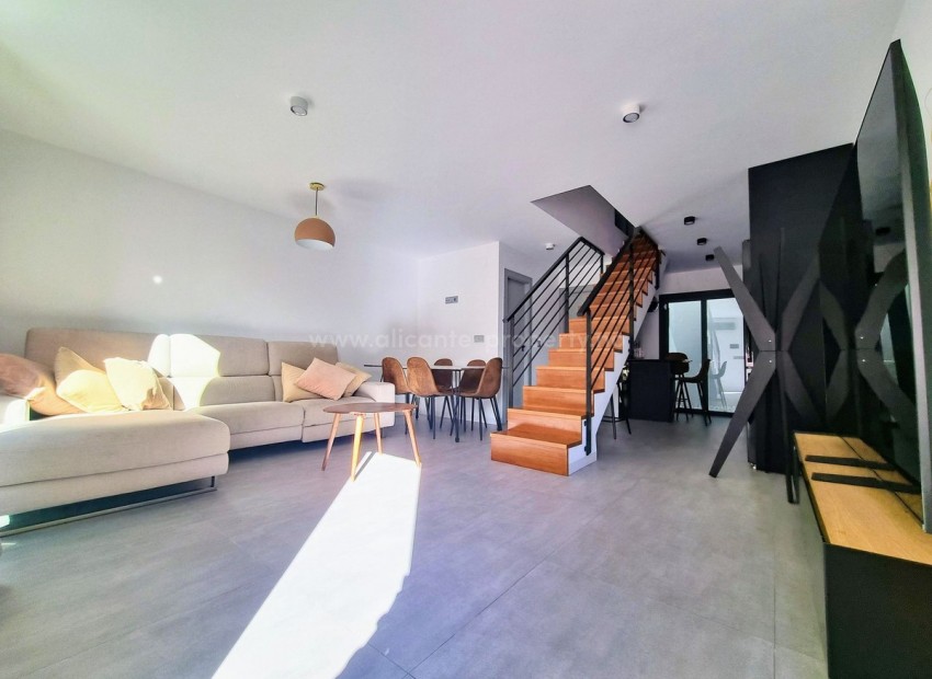 Villa in Mil Palmeras