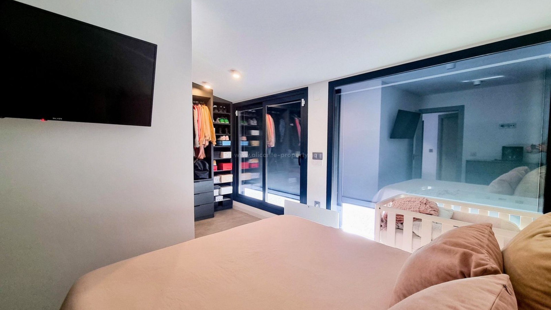 Villa in Mil Palmeras