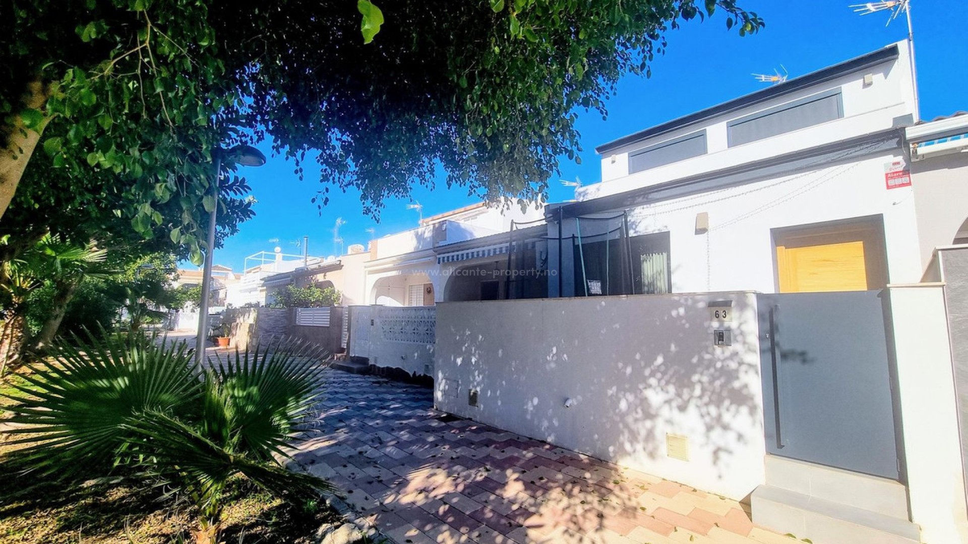 Villa in Mil Palmeras