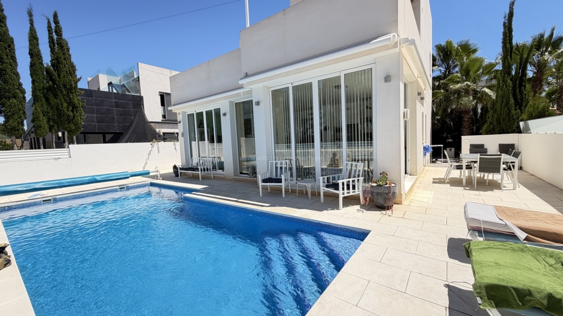 Villa in Mil Palmeras