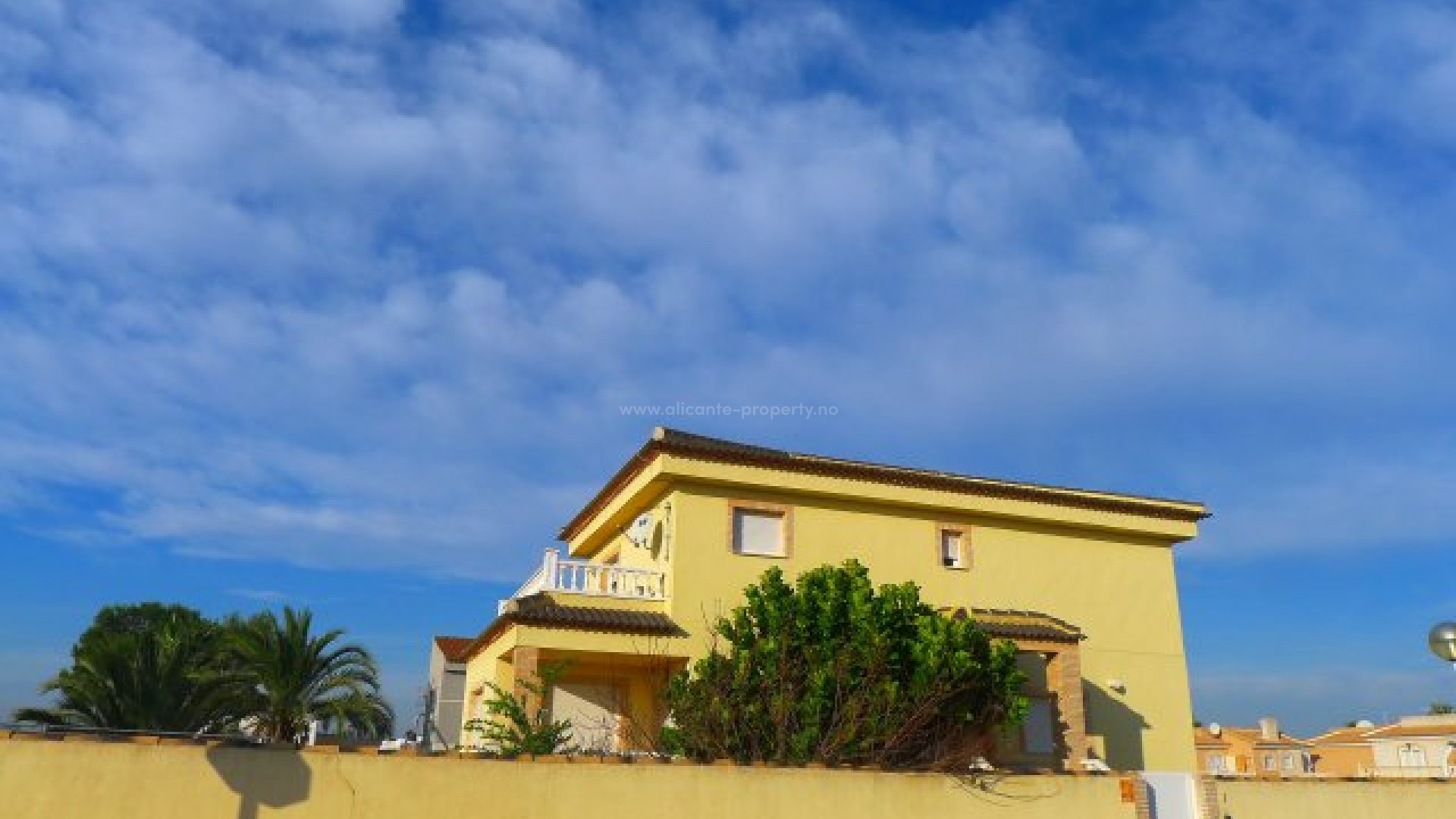 Villa in Monte Azul