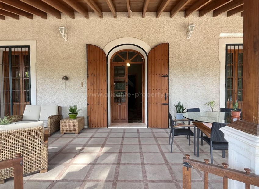 Villa in Muchamiel