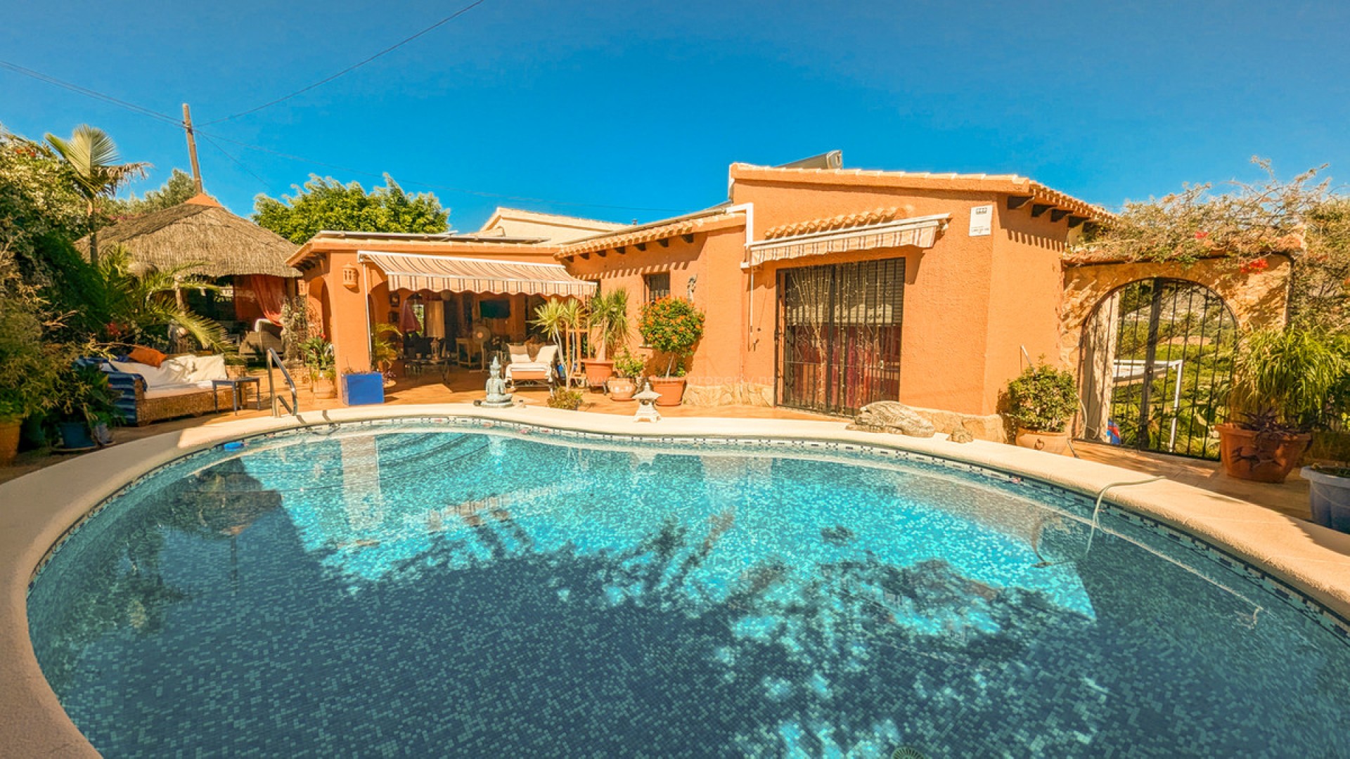 Villa in Orba Centro