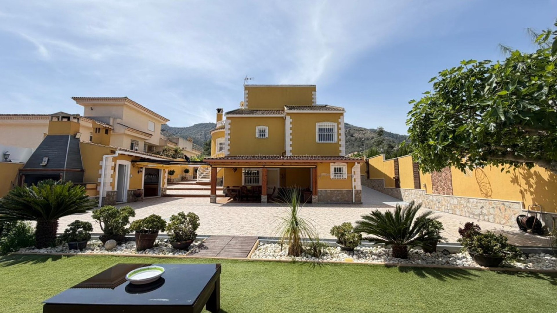 Villa in Orihuela Centro