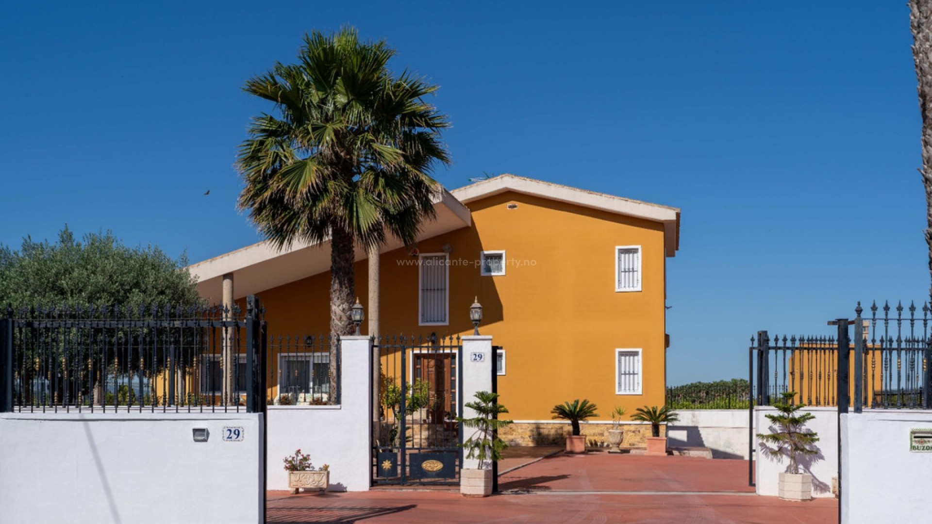 Villa in Orihuela Centro