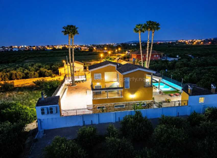 Villa in Orihuela Centro