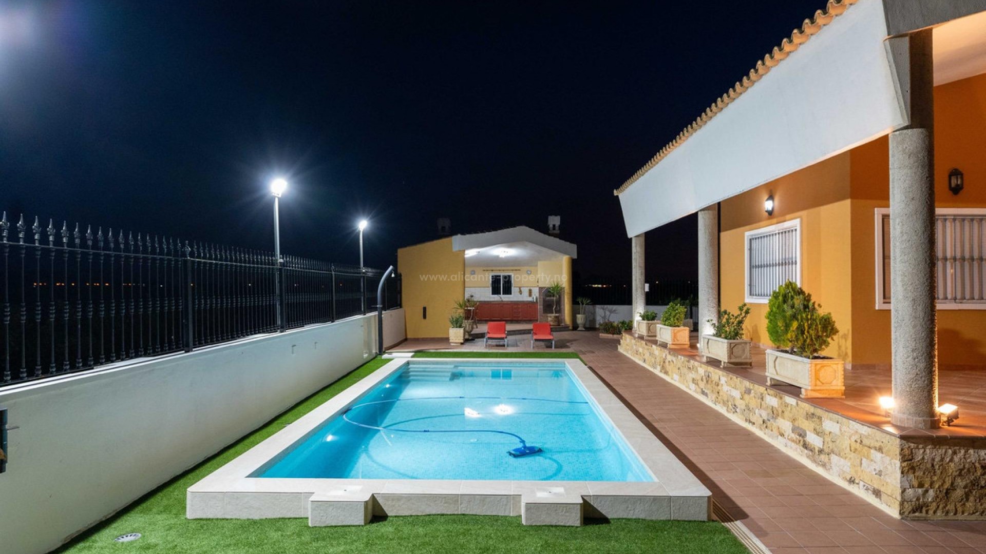 Villa in Orihuela Centro