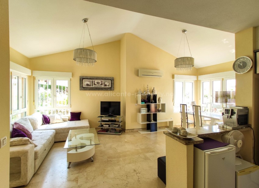 Villa in Orihuela Costa