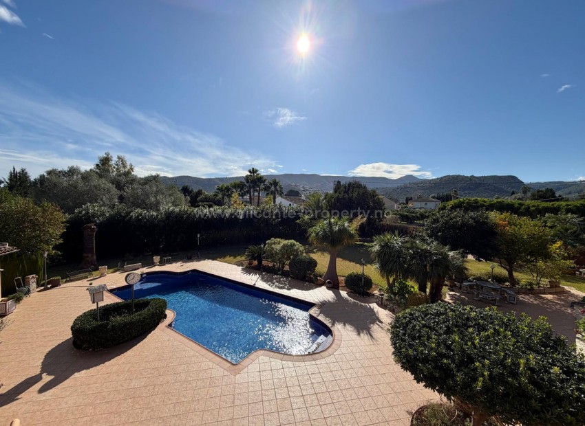 Villa in Pedreguer Centro