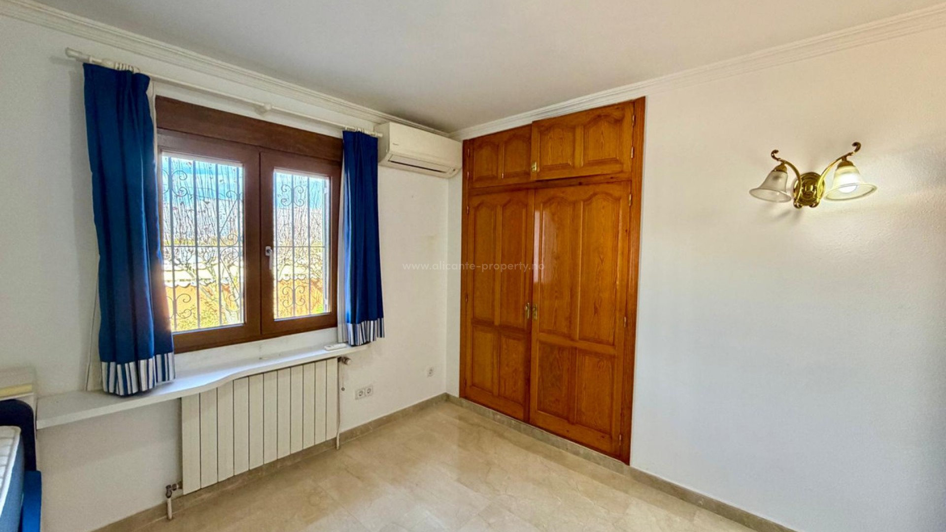 Villa in Pedreguer Centro