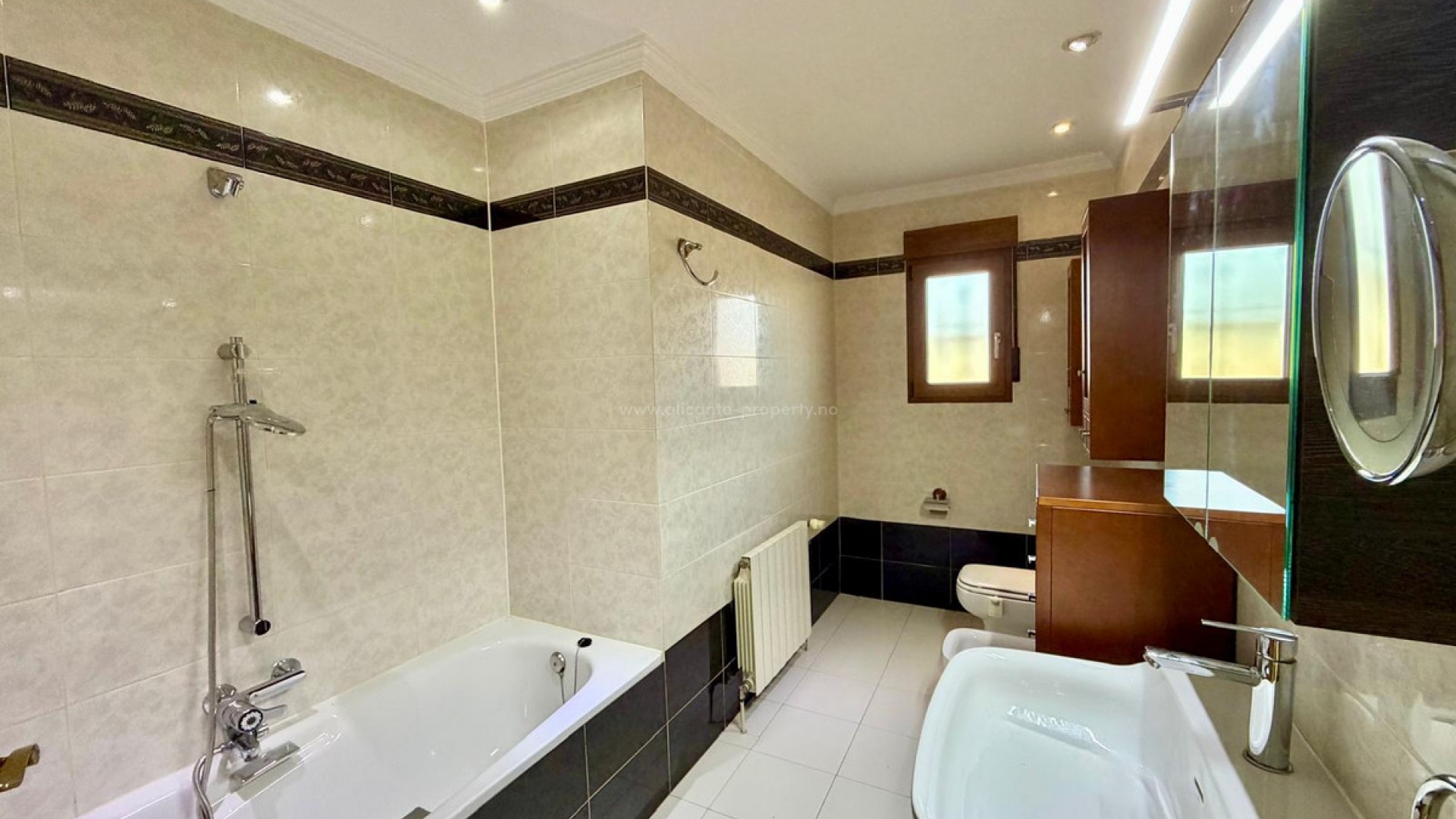 Villa in Pedreguer Centro