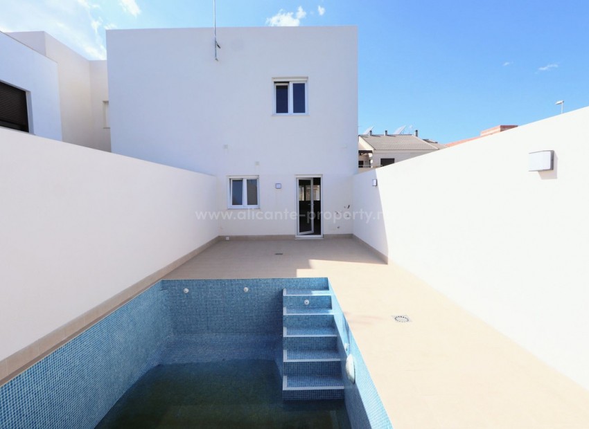 Villa in Pilar de la Horadada Centro