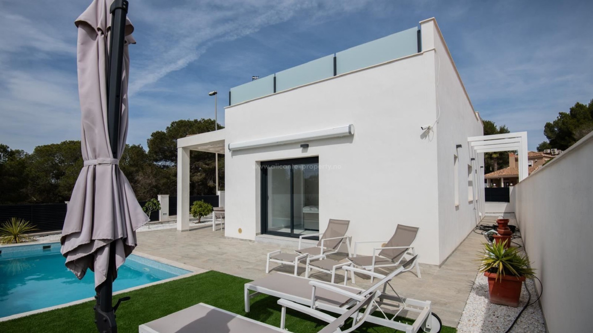 Villa in Pilar de la Horadada Centro